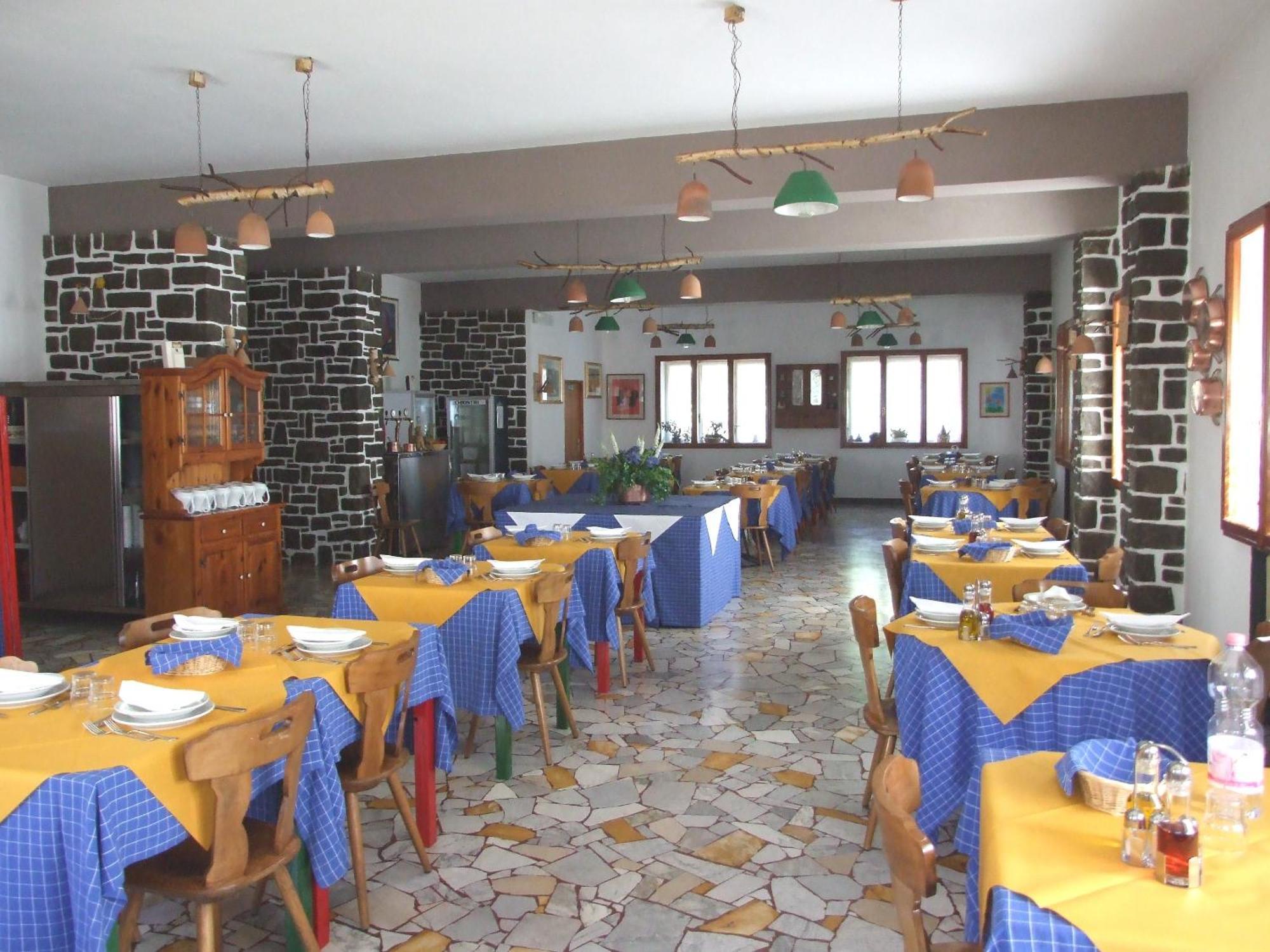 Albergo Tirolo Абетоне Экстерьер фото